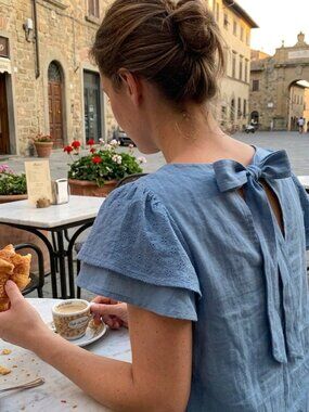 Made in Italy 100% Linen Flutter Sleeve Blouse – Muted Blue – Size M/L